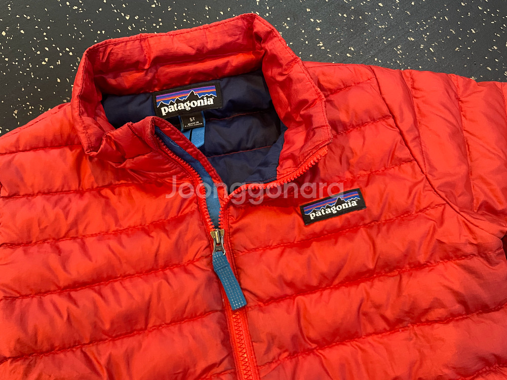파타고니아 키즈 경량 다운 패딩--1