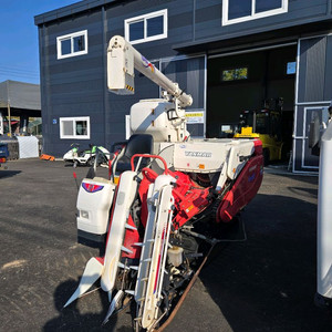 2조콤바인 얀마 Ee-60 이미지