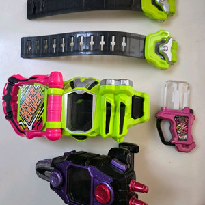 가면라이더 이그제이드 게이머드라이버