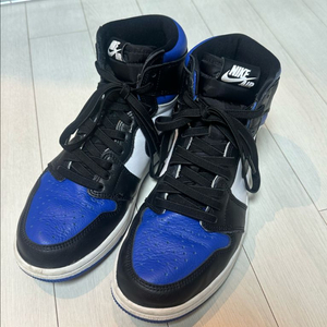 나이키 에어조던 1 레트로 하이 로얄토 270