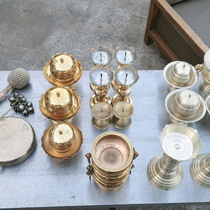 유기 향로, 불상, 촛대 불교용품