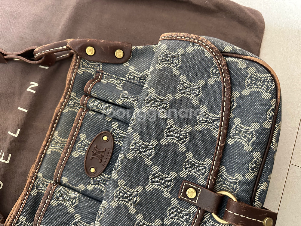 셀린느 트리오페 빈티지 숄더백--3