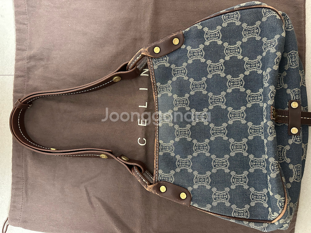 셀린느 트리오페 빈티지 숄더백--4