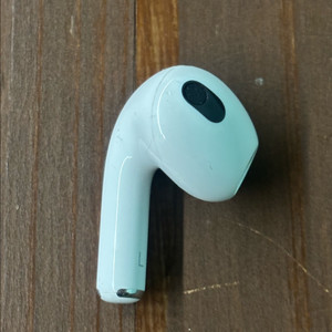 에어팟3세대 왼쪽 상태굳짱 급처요!!