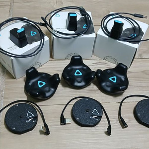 바이브 트래커 2.0 3개 + 뮤턴트 트래커 보조배터리