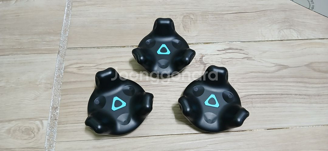 바이브 트래커 2.0 3개 + 뮤턴트 트래커 보조배터리--1