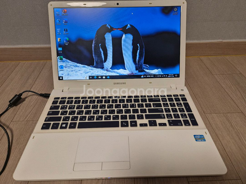 삼성 노트북 화이트 450R i3 팝니다--0
