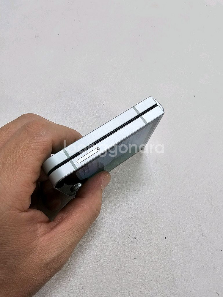 갤럭시 Z플립6 민트 256GB 정상단말기--3