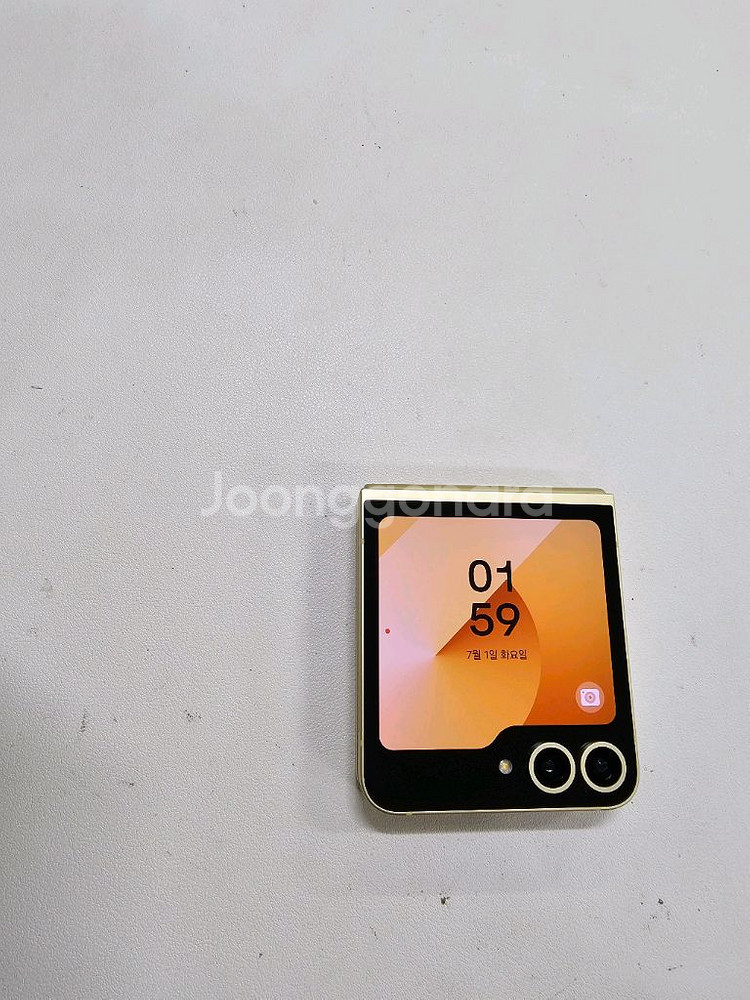 갤럭시 Z플립6 골드 512GB 정상공기기--0