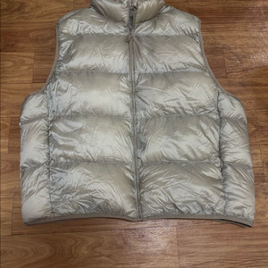 [120] 유니클로 울트라 라이트 다운 패딩 조끼