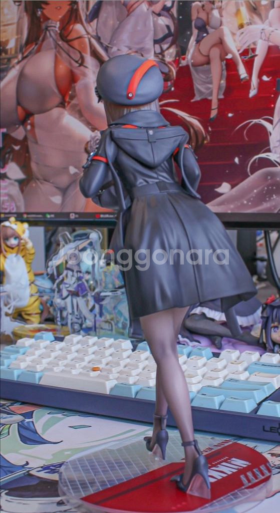 후류 1/7 승리의여신 니케 엠마 피규어--5