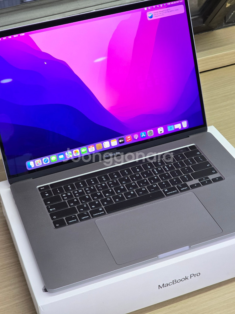 S급 맥북프로16 2019 i9 2.3G 32G 1TB RP 5500M 배터리 사이클 168 풀박스--0