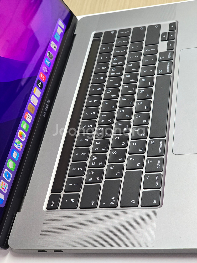 S급 맥북프로16 2019 i9 2.3G 32G 1TB RP 5500M 배터리 사이클 168 풀박스--4
