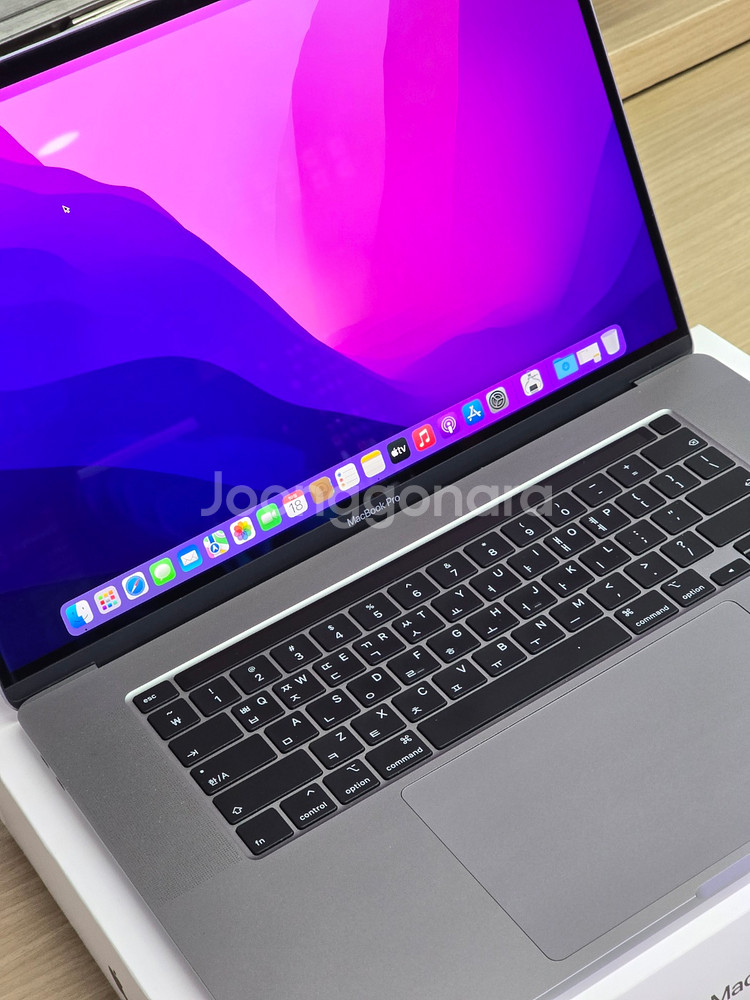 S급 맥북프로16 2019 i9 2.3G 32G 1TB RP 5500M 배터리 사이클 168 풀박스--5