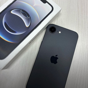 실사용10일 새상품급 아이폰 16e 256GB 자급제