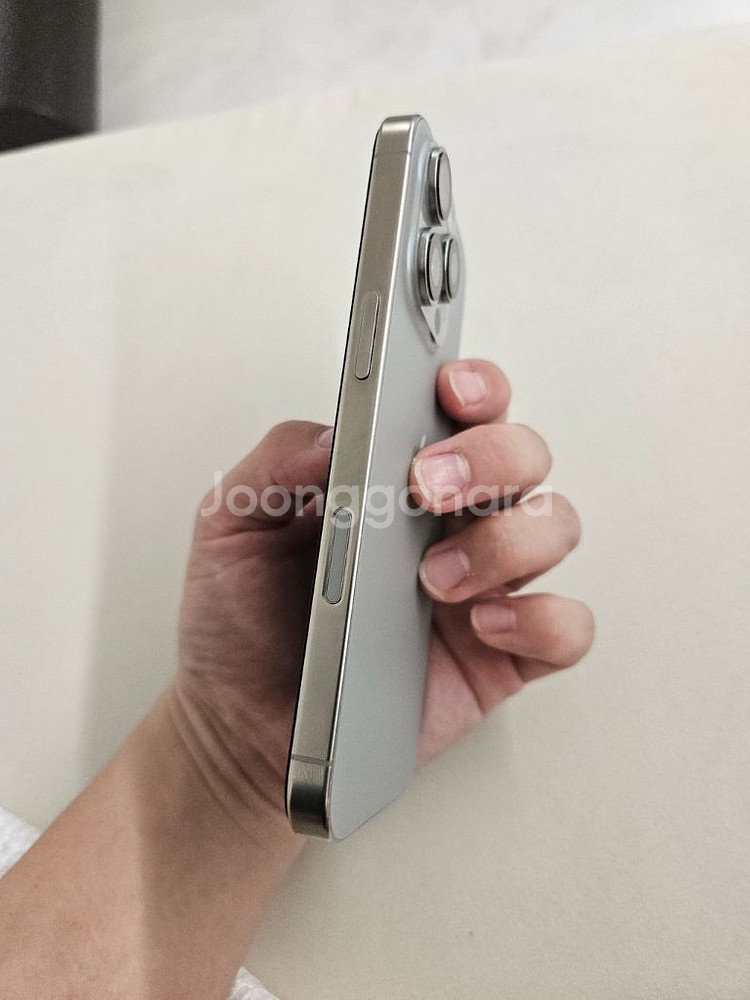 아이폰 16 프로 512GB--10