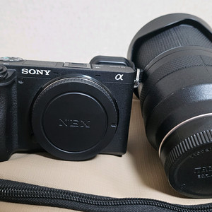 소니 A6400 미러리스 카메라 + 탐론 17-70mm 1770 F2.8 렌즈