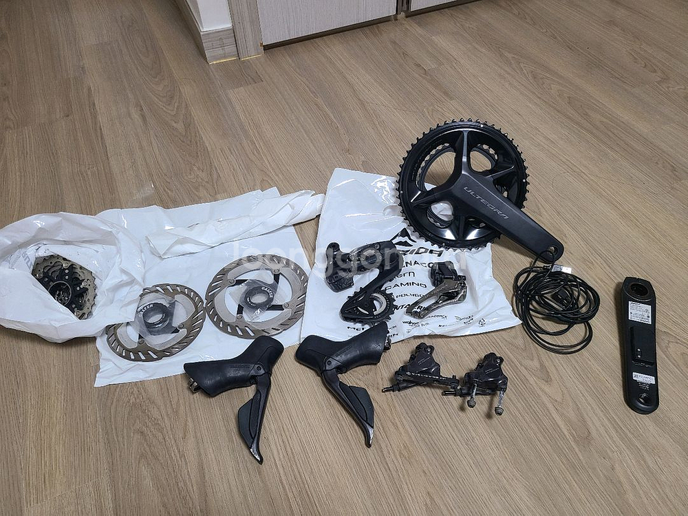 울테그라 di2 그룹셋 (크랭크 파워미터, 배터리 케이블 미포함)--0