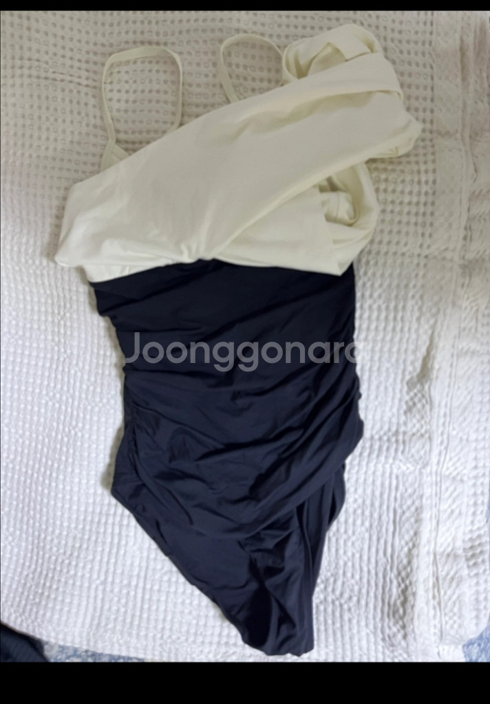 orr 오르 오프숄더 원피스 수영복--1