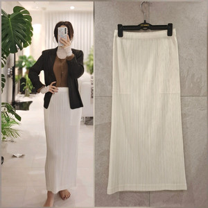 플리츠플리즈 24년 7월 시커보텀1 오프화이트 이세이미야케