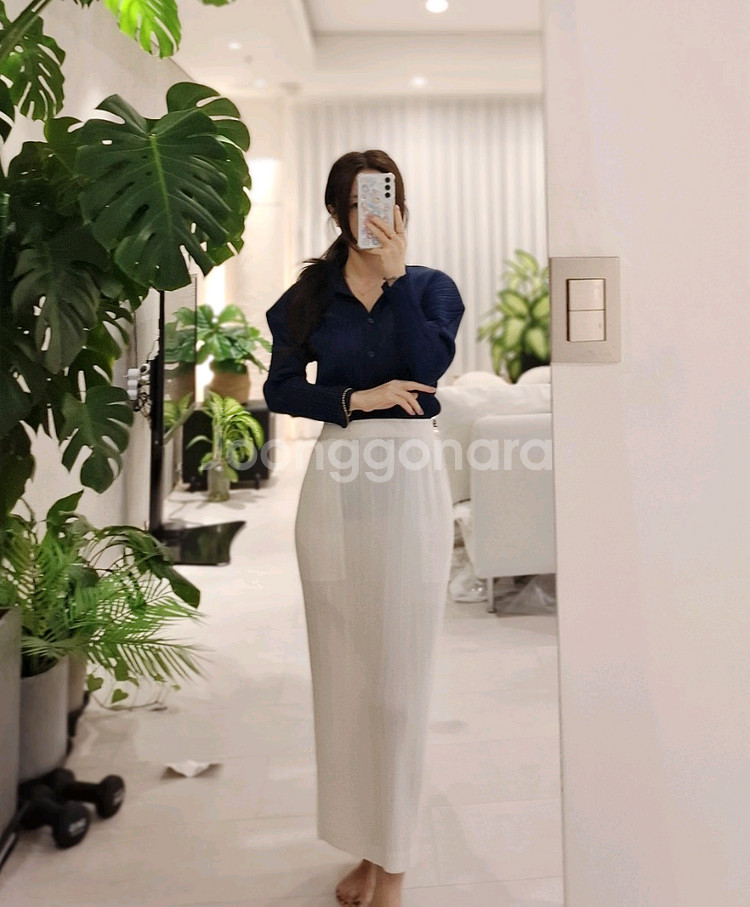 플리츠플리즈 24년 7월 시커보텀1 오프화이트 이세이미야케--8