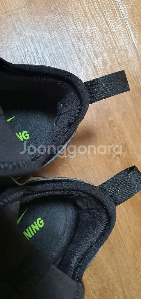 여.240) 나이키 여성 운동화, 에어줌 스트롱 Nike-Air--6