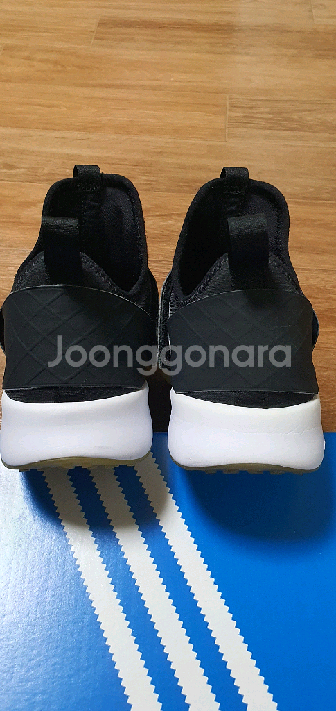 여.240) 나이키 여성 운동화, 에어줌 스트롱 Nike-Air--5