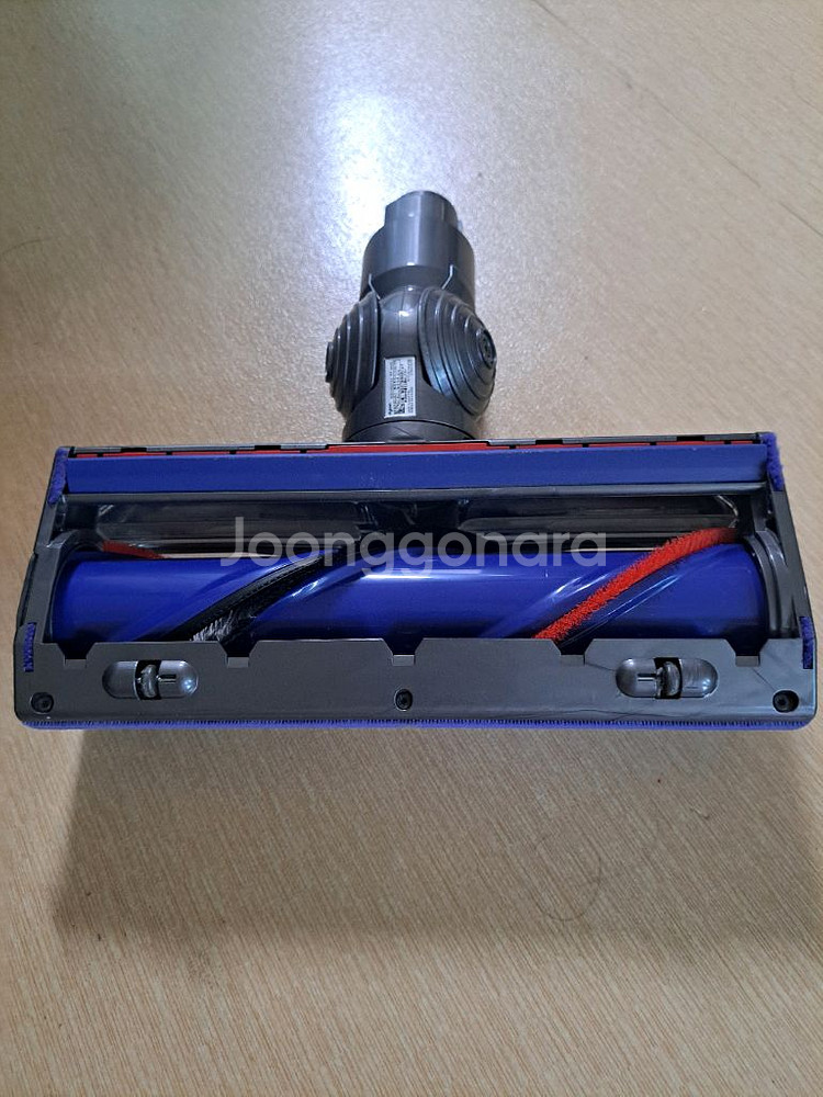 다이슨V8 엉킴방지 청소기 카펫헤드--1