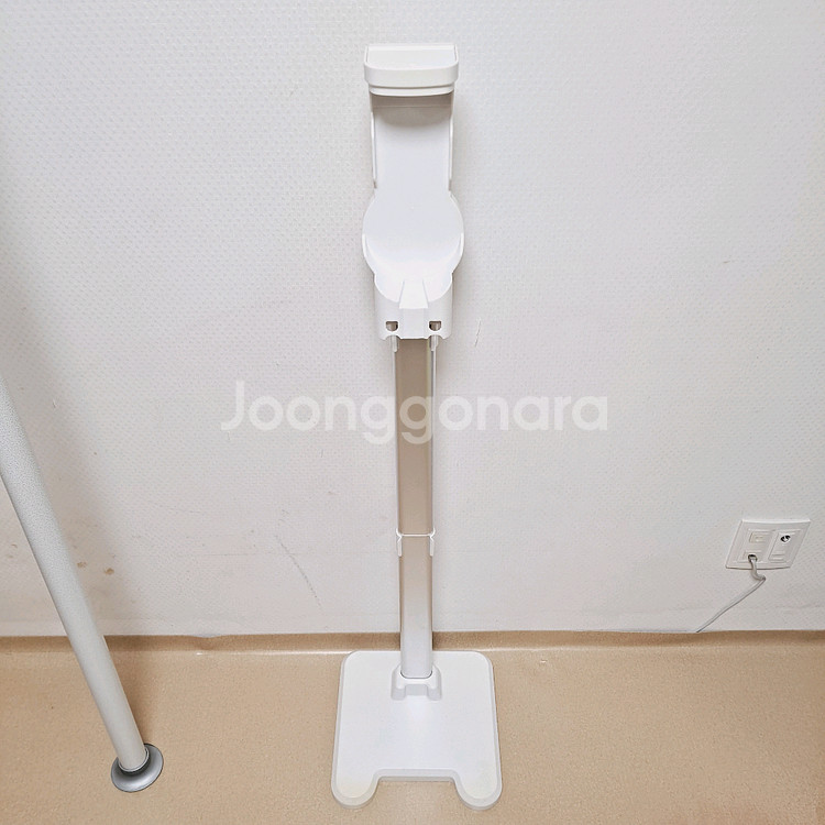 아이닉 i20 무선청소기 스탠드 거치대만 단품 악세사리 액세서리 부품--2