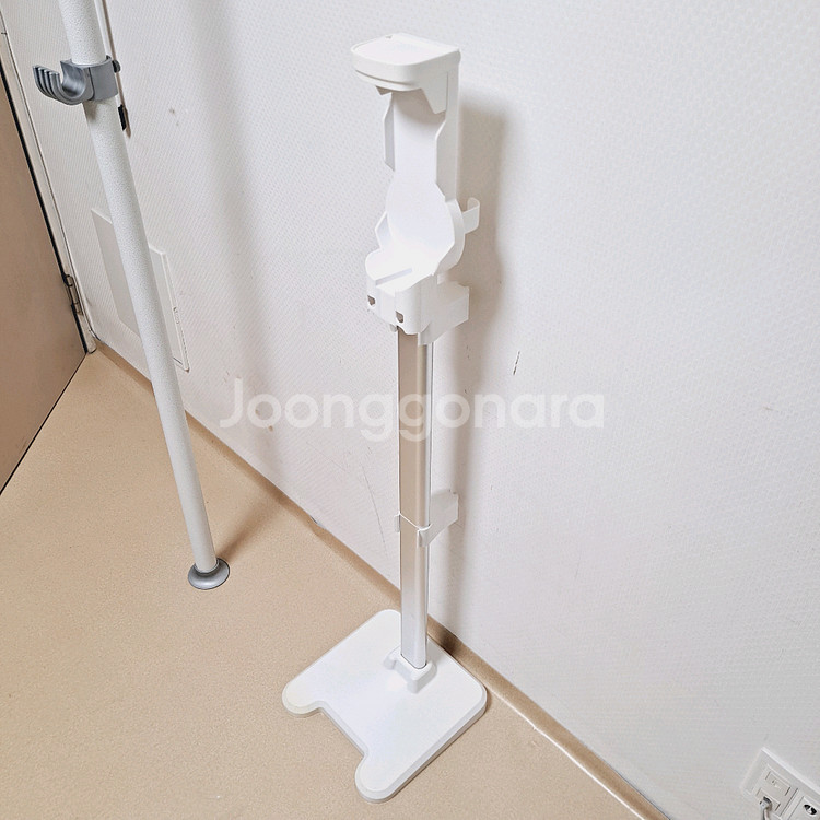 아이닉 i20 무선청소기 스탠드 거치대만 단품 악세사리 액세서리 부품--1