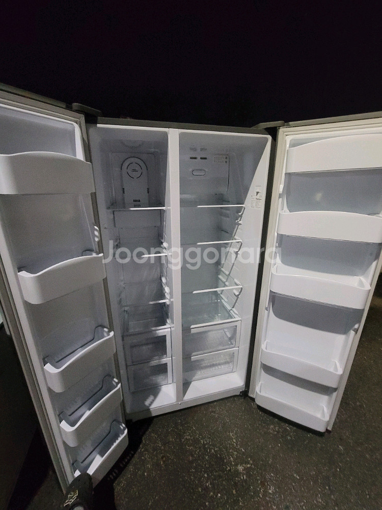 무료배송설치,2021,6제조 위니아550L냉장고--2