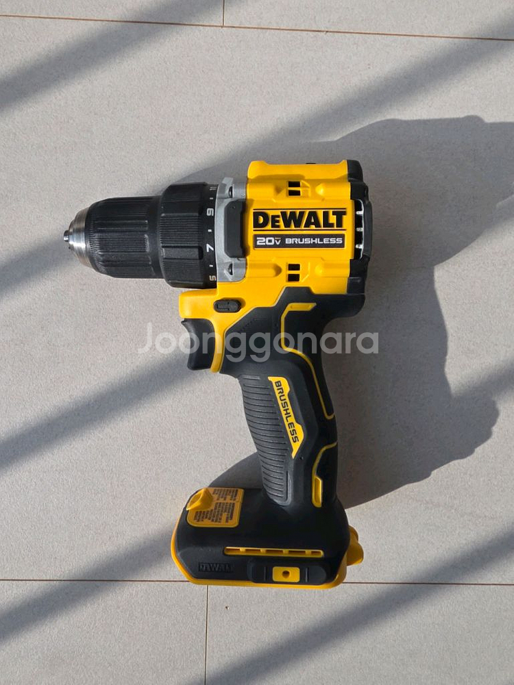 디월트 dcd794 18v 충전 드릴 드라이버 베어쿨 단품--0