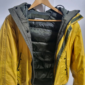 스톤아일랜드 아이스 히트리액티브 한정판패딩 팝니다