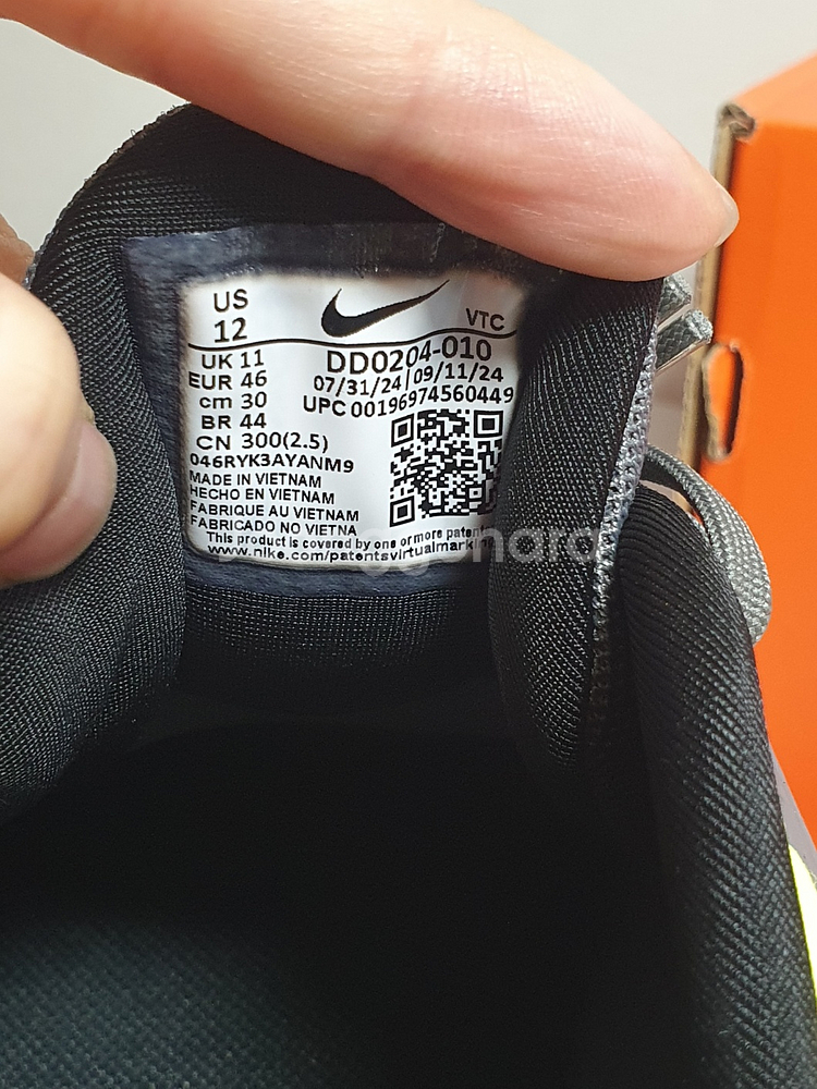 [ 새상품 / 정품 ] 300mm 나이키 퀘스트5--6