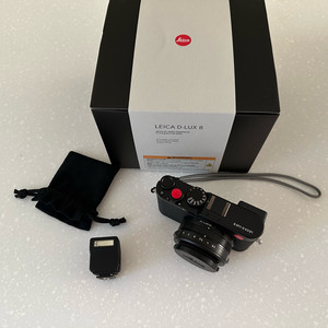 라이카 D-LUX 8 디지털 카메라