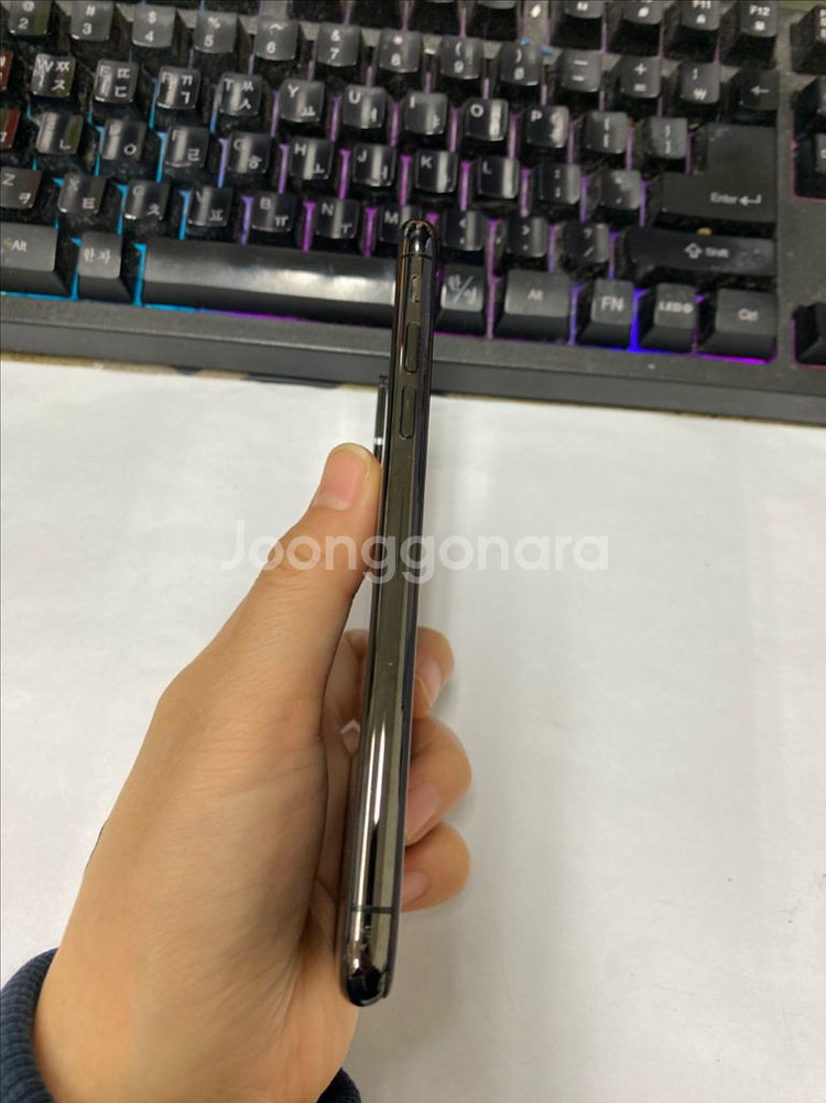 아이폰XS 스그 AA급 64GB 배터리100%--4