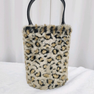 한섬 시스템 레오파드 버킷백 토트백