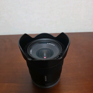 소니 E 11mm F1.8 단렌즈