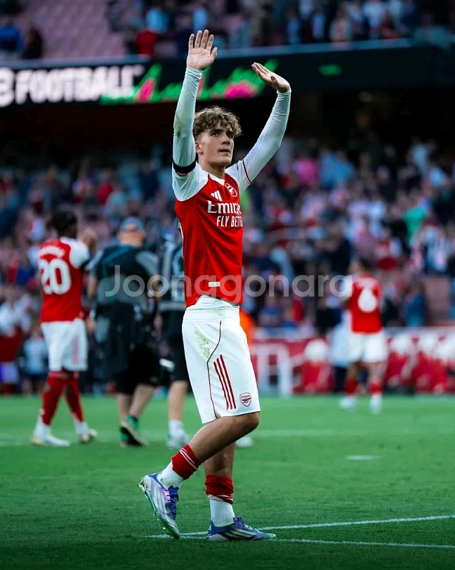 25 26 아스날 홈 맥스 다우먼 유니폼 M--8