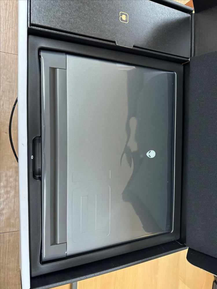 델에일리언웨어 노트북 m18 r2 rtx4070 급처 이미지