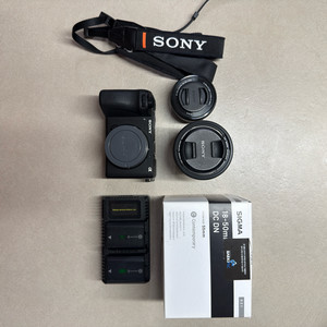 소니 A6700 카메라