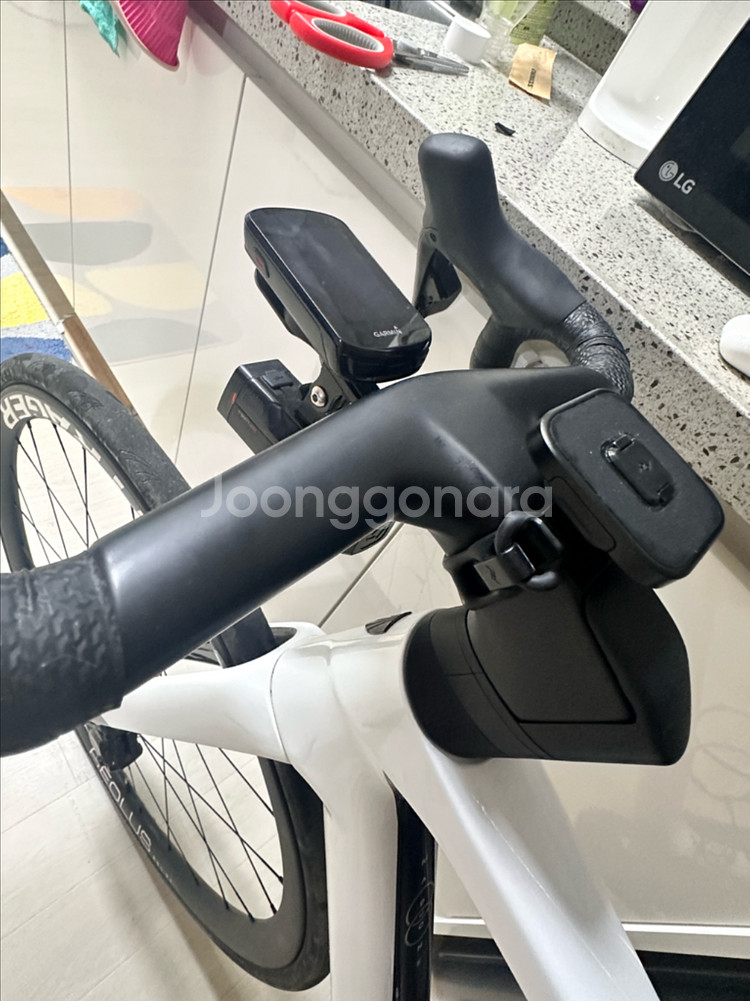 마돈sl6 8세대 화이트 사이즈S 풀구성--3