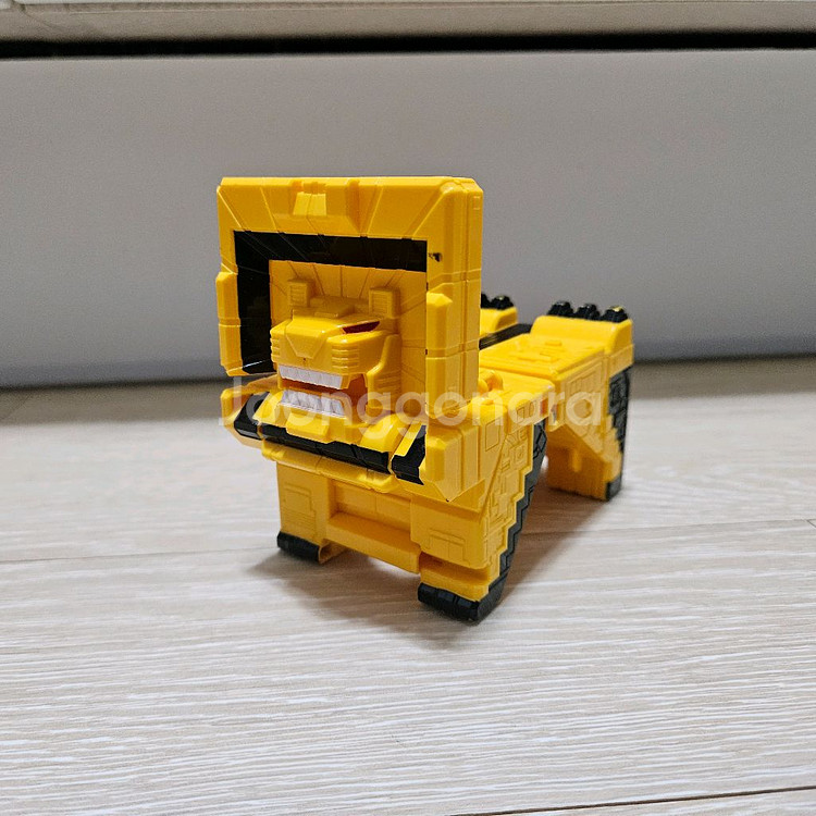 애니멀포스 큐브 라이온 판매합니다.--0