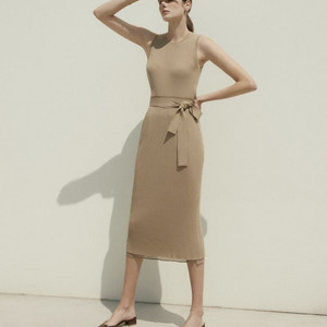 시에 에이프런 원피스 카멜 (나시)