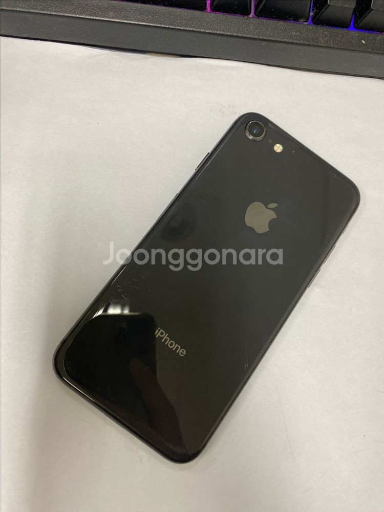 아이폰8 스그 액정SS급 64GB 빈티지폰--0