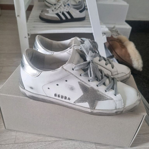 골든구스 스니커즈 35