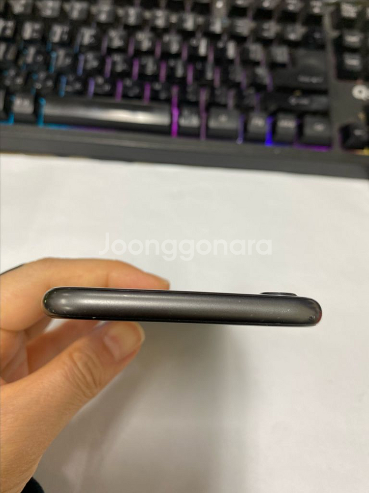 아이폰8 스그 액정SS급 256GB 배터리100%--3