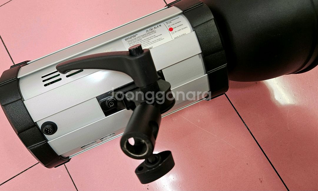 포맥스 FOMEX D600p 스트로보 촬영조명 순간광 스튜디오조명--5