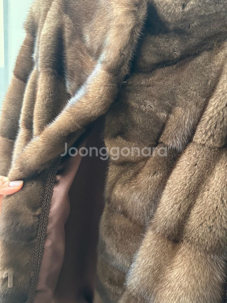 마호가니 호리젠탈 밍크코트--7