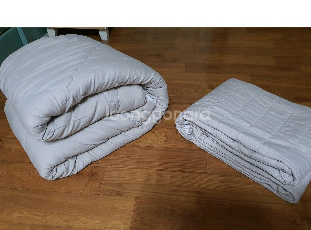 이불1개+침대패드1개 같은셋트 2가지 합 저렴히 2만6천원--9